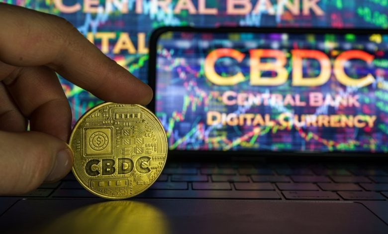 La commission de la Chambre favorise la régulation des stablecoins pour « renforcer » le dollar : le whip de la majorité déclare que les CBDC sont contraires aux « valeurs américaines »