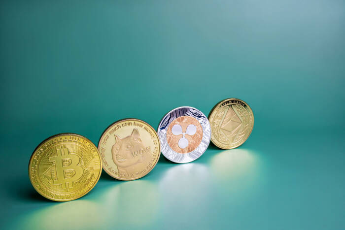 Pourquoi la crypto est-elle en baisse aujourd'hui ? Les menaces de tarifs de Trump compromettent la reprise du marché.