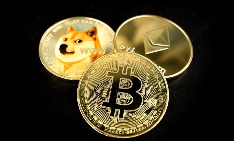 Bitcoin, Ethereum, XRP, Dogecoin explosent alors que Trump suspend les tarifs réciproques.